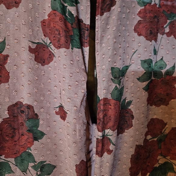 Very pretty romper by Lulus - Picture 7 of 9